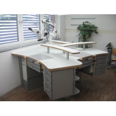 Strohm+Maier Quattro -1 mit Mikroskop